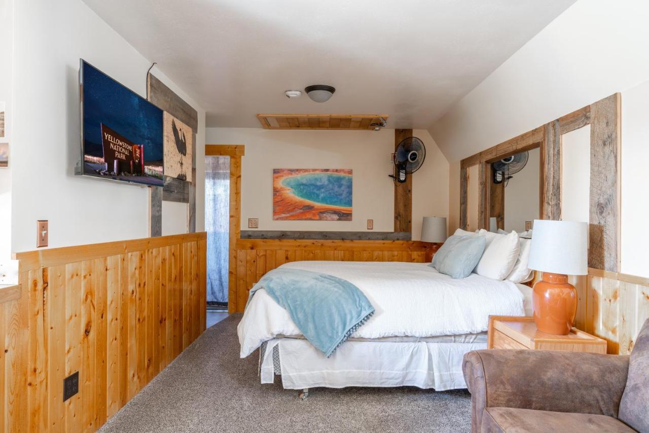 Raven'S Heart Apartment West Yellowstone Exterior photo
